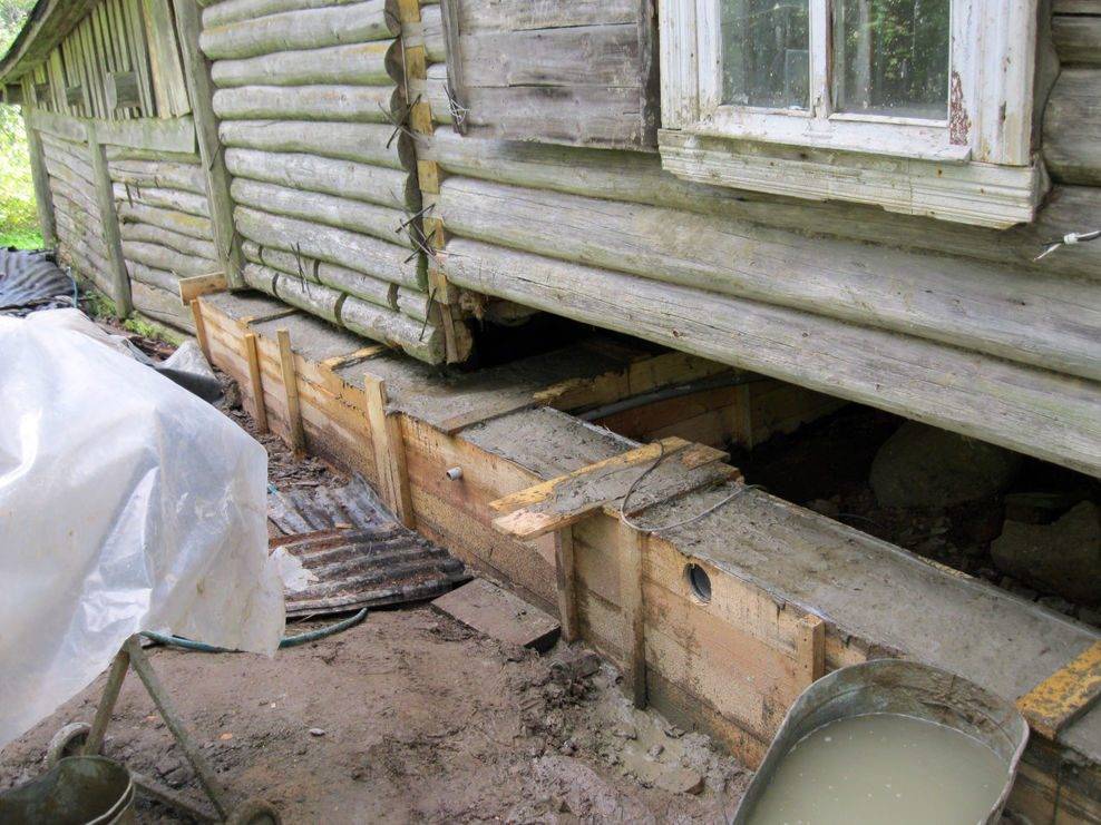 Замена фундамента под деревянным домом своими руками: основные этапы работы