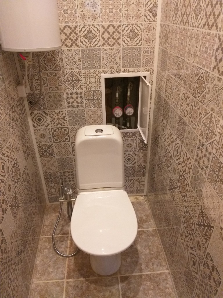 Ремонт туалета пластиковыми панелями своими руками 9 фото
