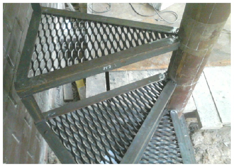 Металлические лестницы своими руками - инструкция и монтаж: фото